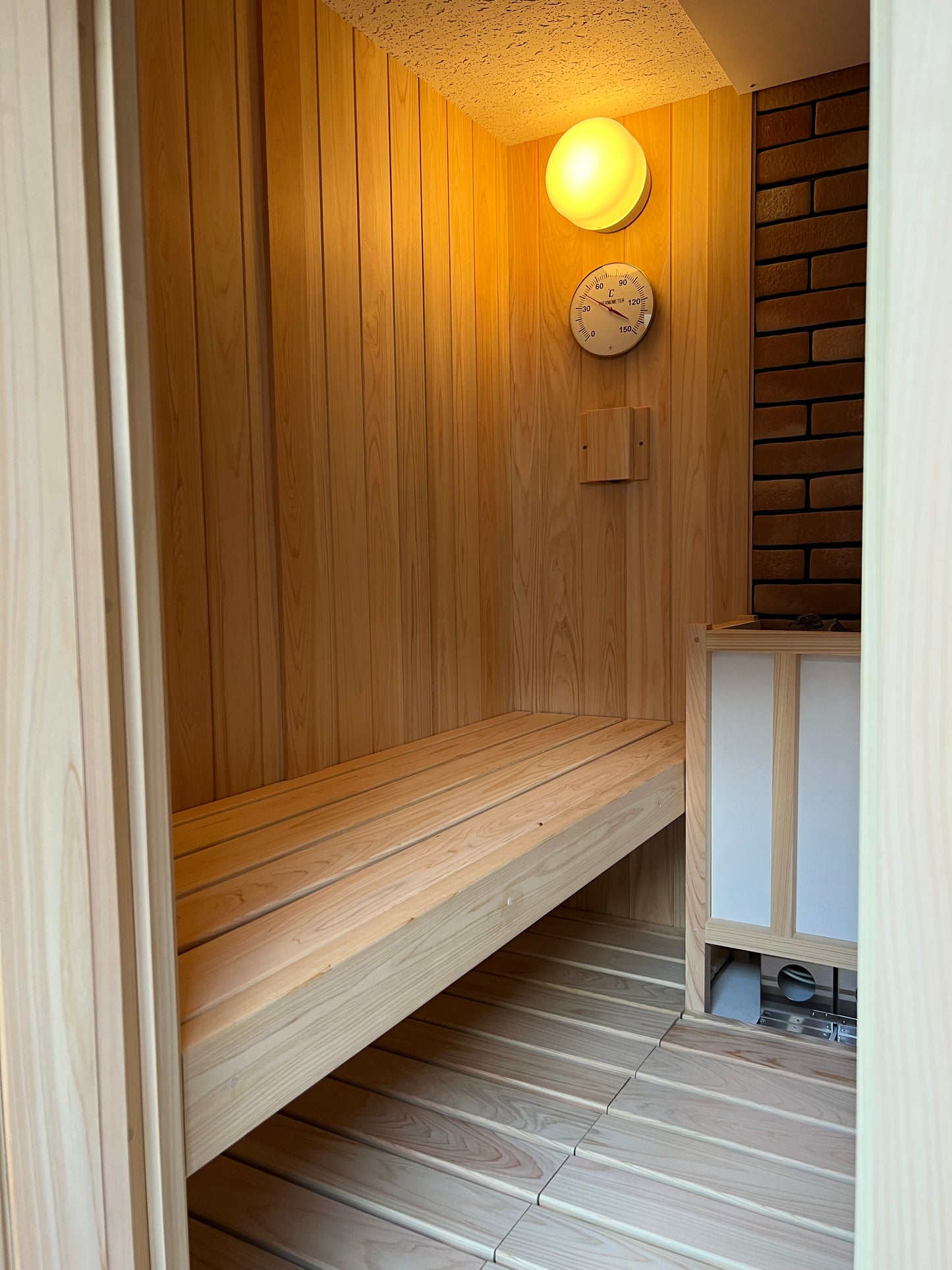 ロウリュ式サウナ　ＨＩＮＯＫＩ　Ｄタイプ